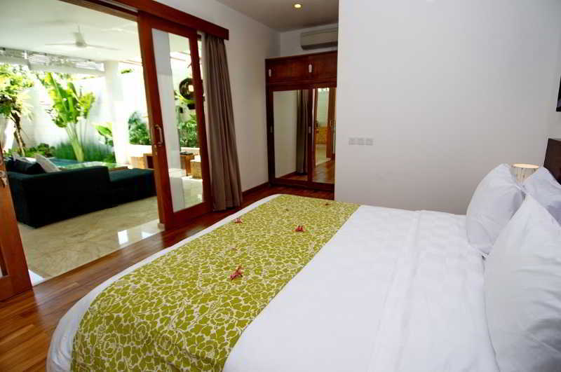 Villa Lumut 3 Bedrooms Central Seminyak Εξωτερικό φωτογραφία